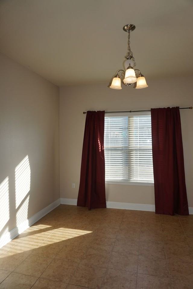 307 Windmill Way - Photo 6 of 21