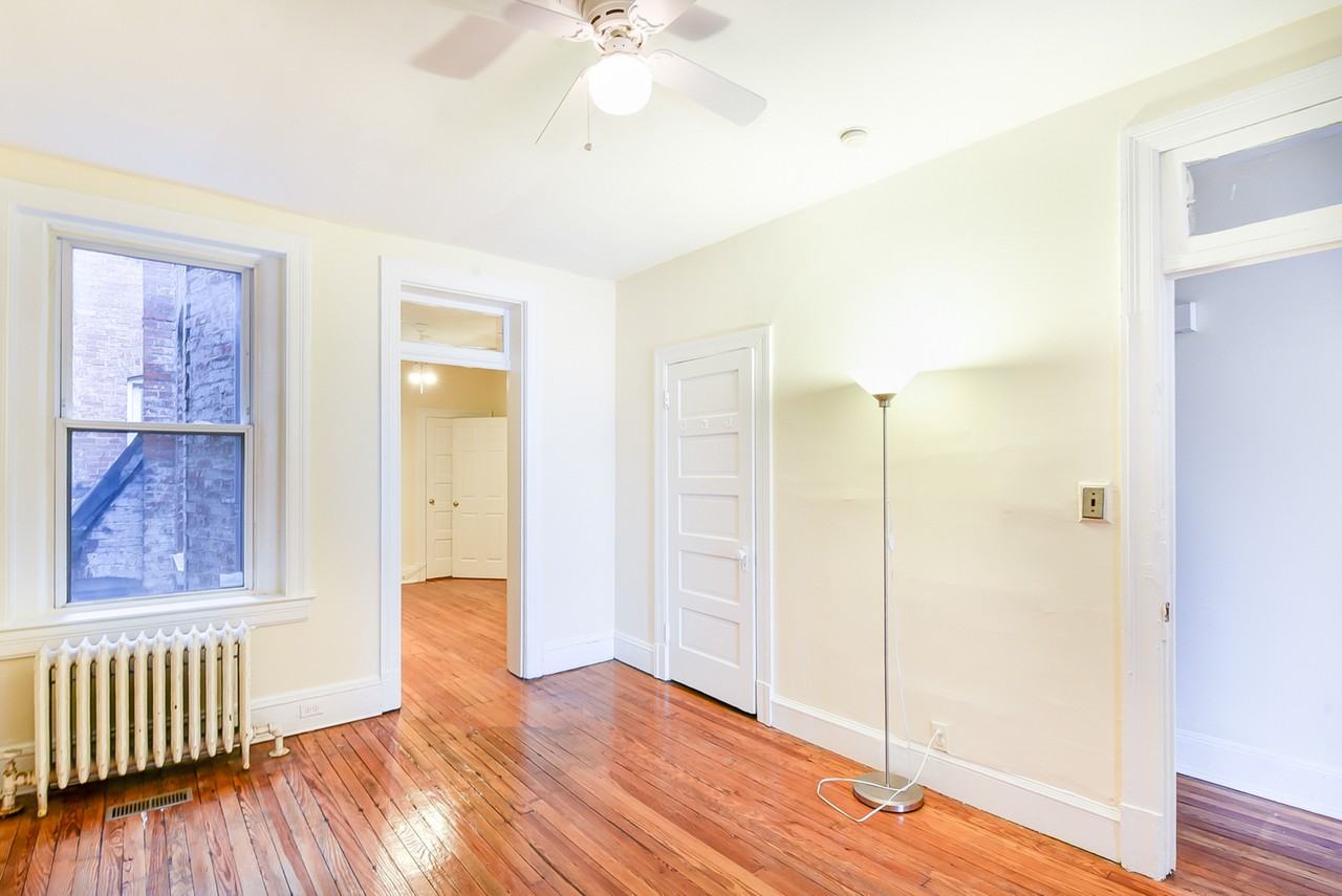 3116 13th St Nw - Photo 7 of 33