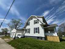 405 N Kenilworth Ave - Photo 1 of 1