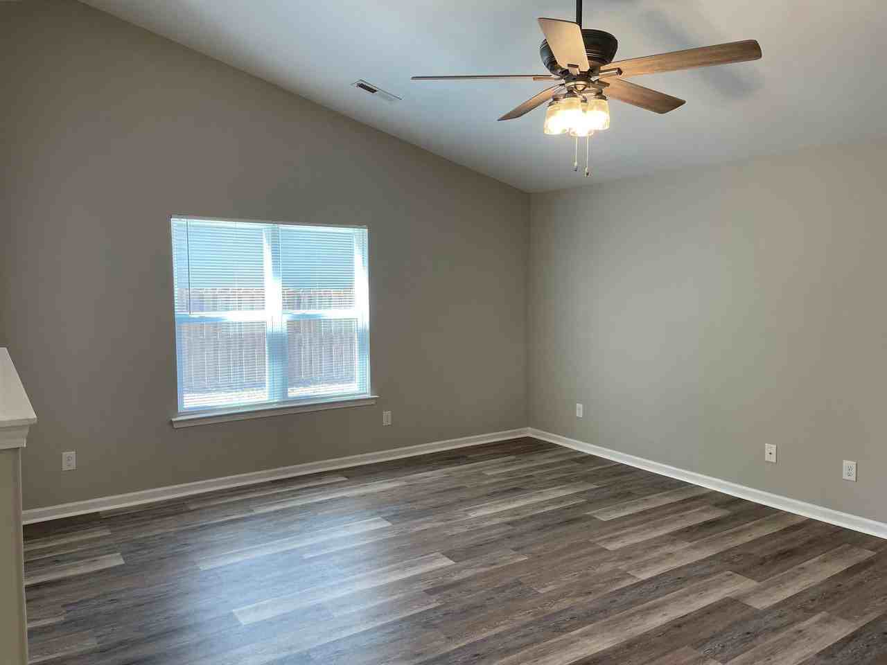 2285 2285 Brookstone Dr. SW - Photo 4 of 42