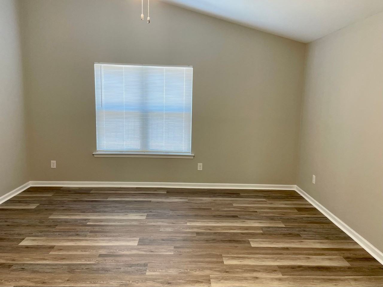 2285 2285 Brookstone Dr. SW - Photo 5 of 42