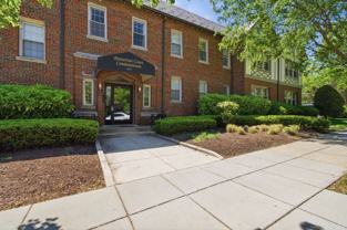 422 Butternut St Nw - Photo 1 of 1