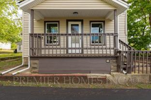 1914 Catherine Pl Se - Photo 1 of 1