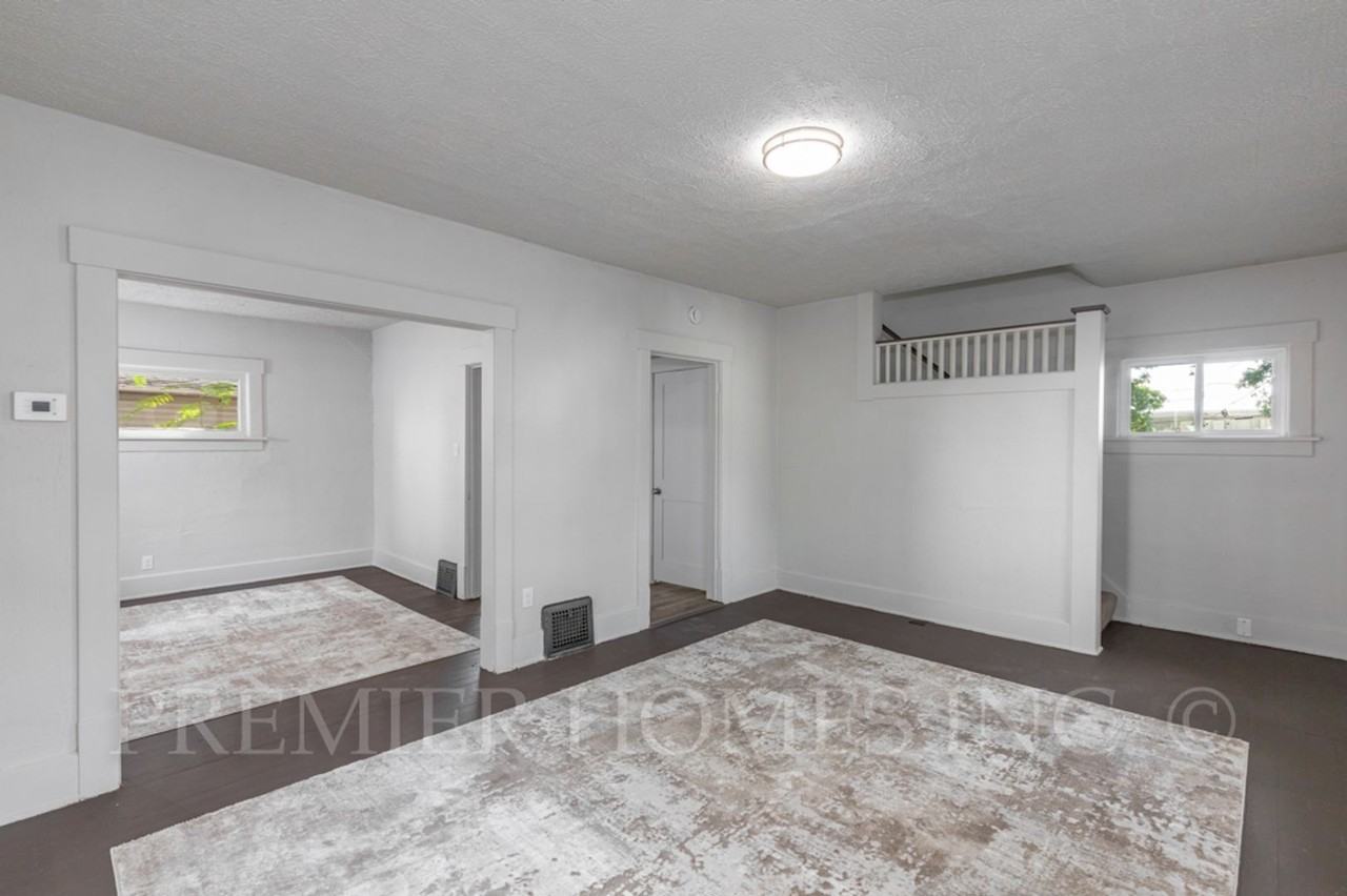 1914 Catherine Pl Se - Photo 7 of 17