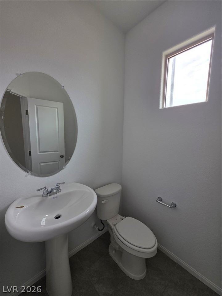 7376 S Pioneer Way - Photo 5 of 29