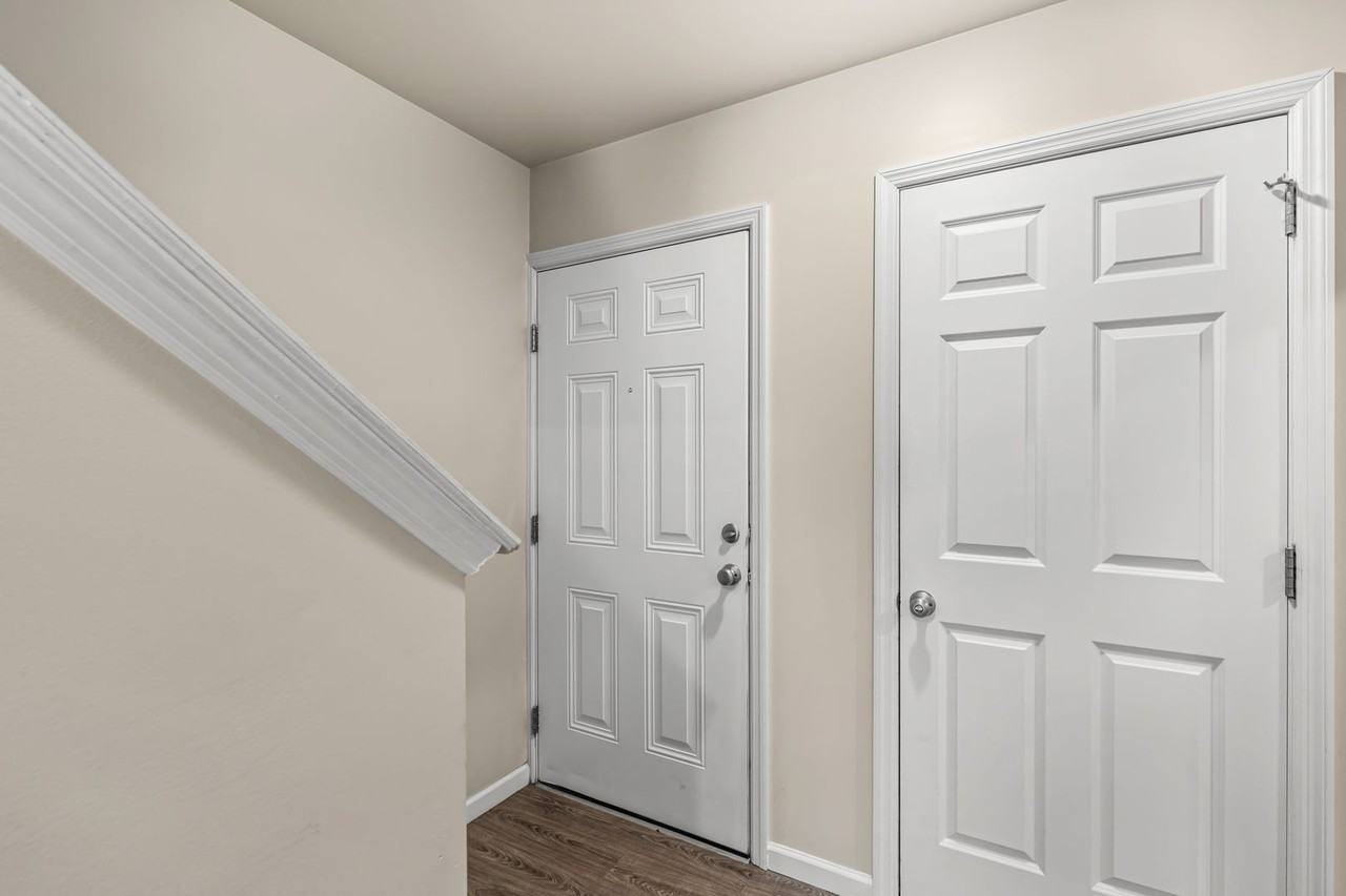 Joseph Street Townhomes - Photo 5 of 18