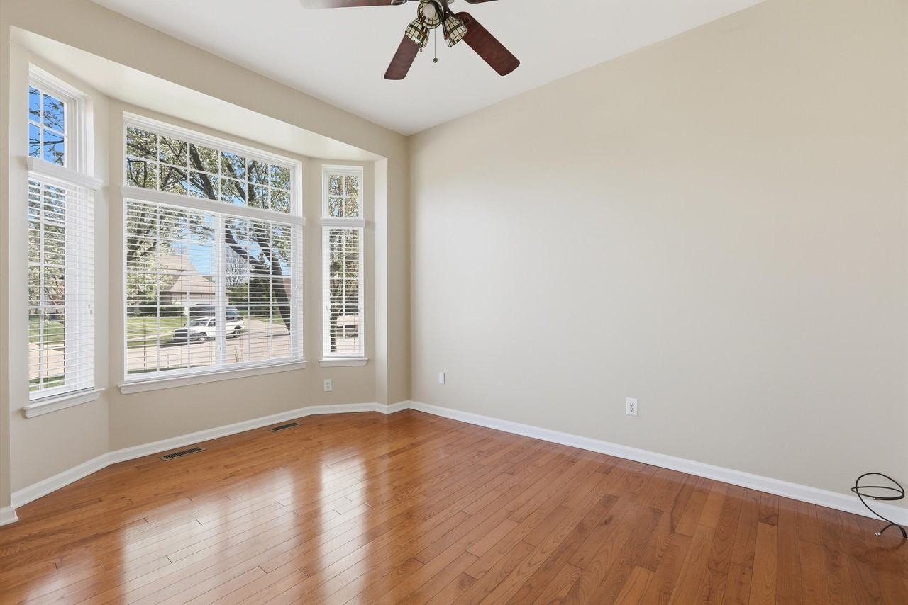 26493 Isleworth Pt - Photo 7 of 50
