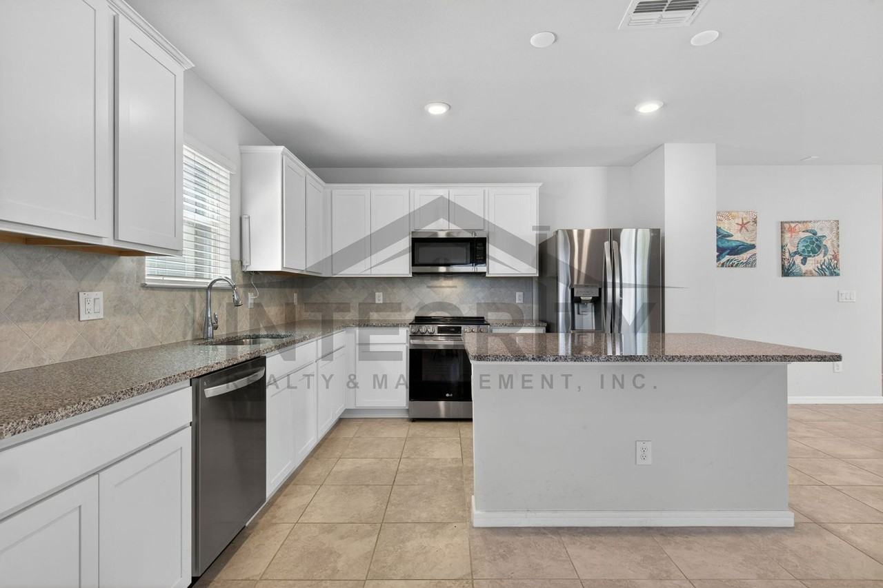 9546 Rally Spring Loop - Photo 7 of 47