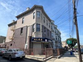 featured image of 840 Mount Prospect Ave #1