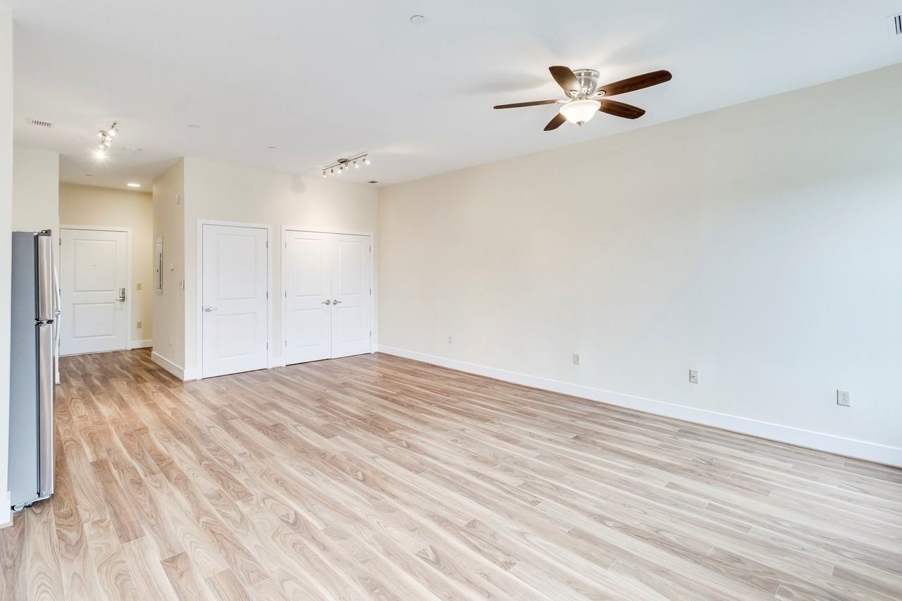 706 North - Photo 3 of 18