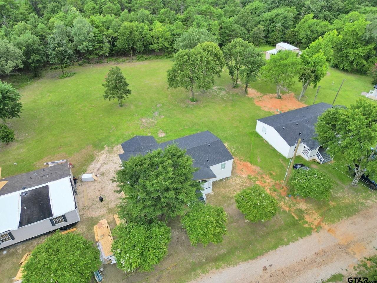 431 N Hill Rd - Photo 2 of 37