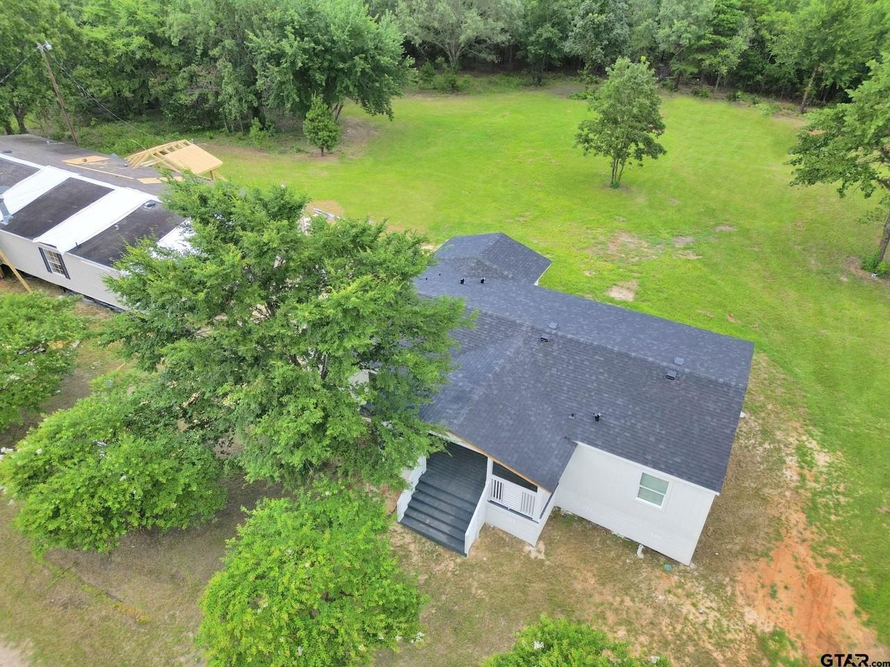 431 N Hill Rd - Photo 3 of 37