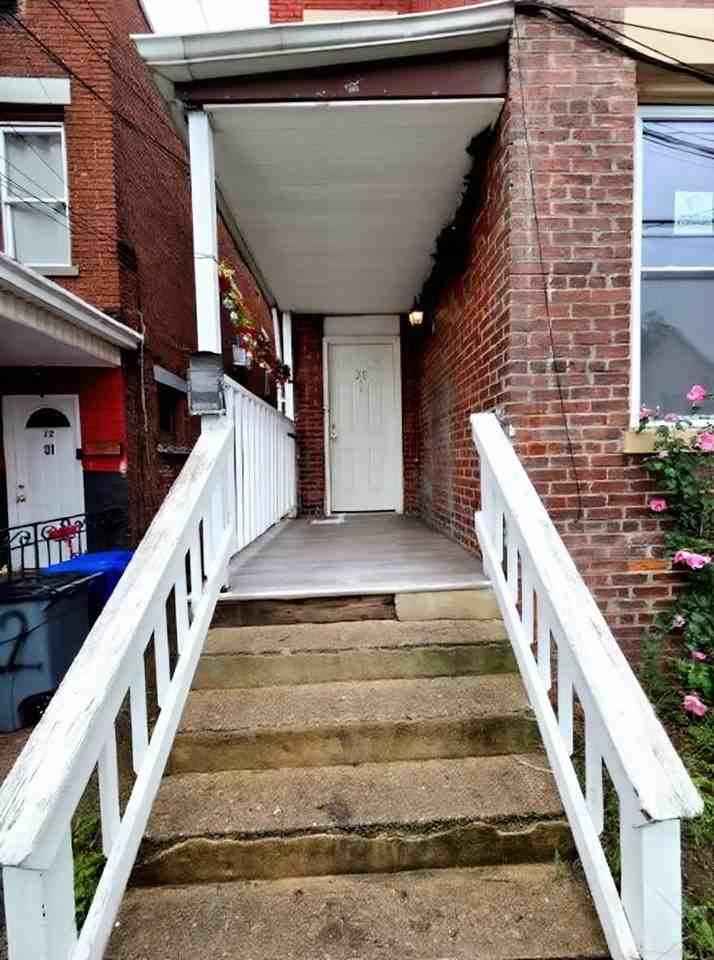 20 N 7th St #1stFL - Photo 2 of 10