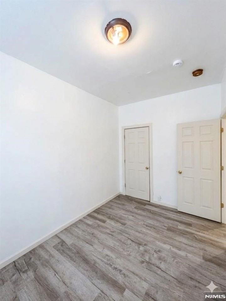 20 N 7th St #1stFL - Photo 5 of 10