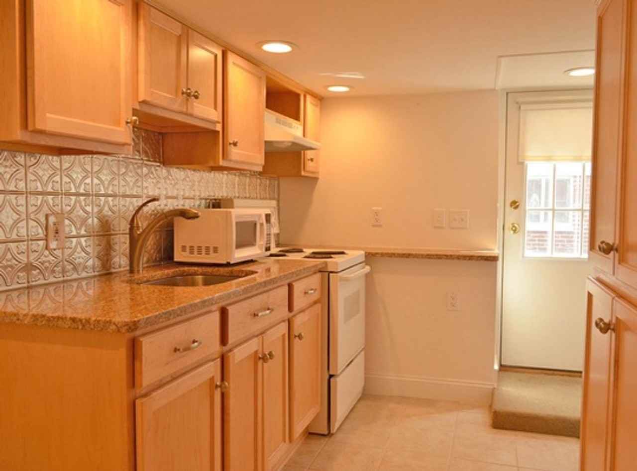 9B Broadway - Photo 2 of 15