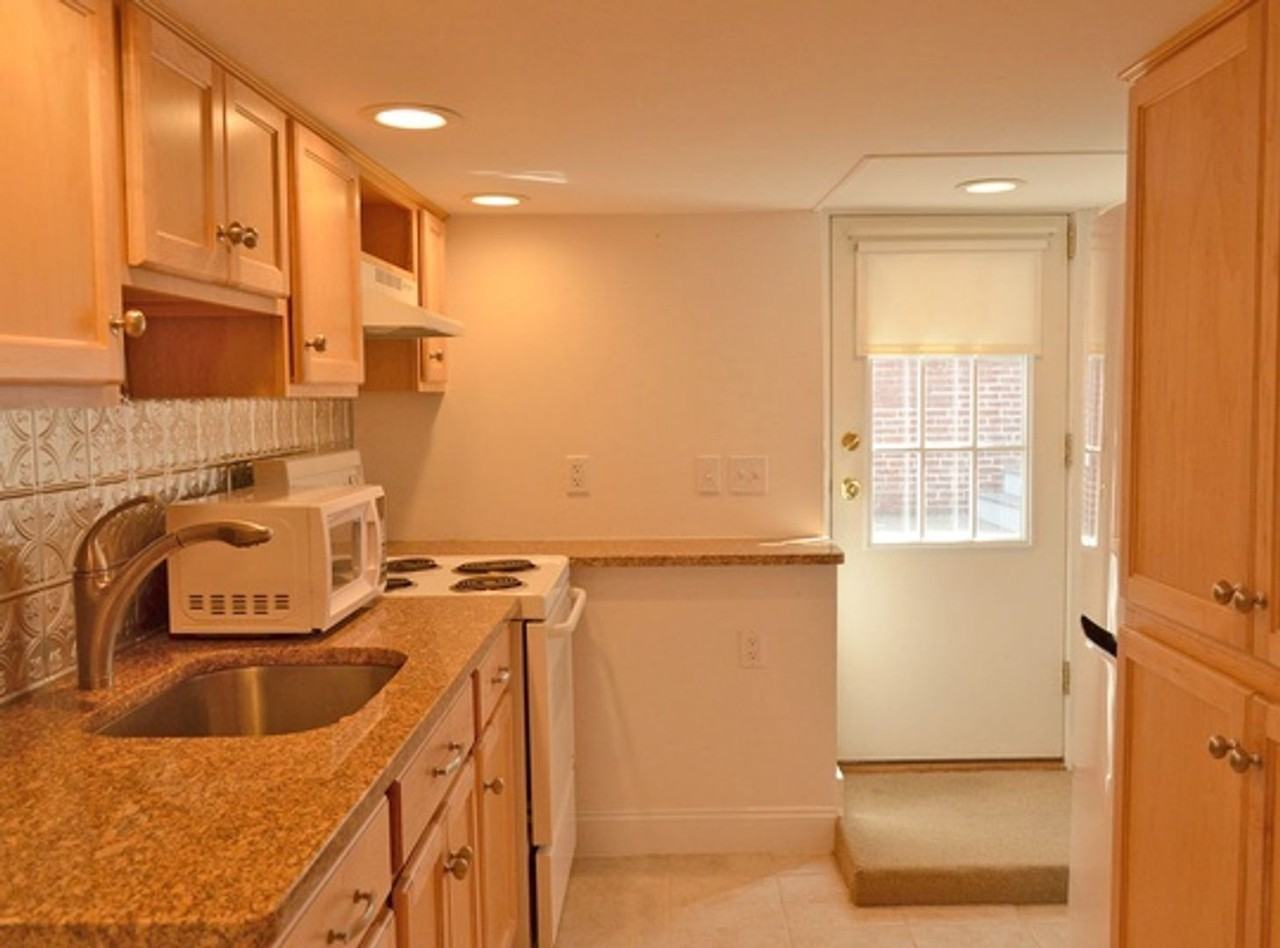 9B Broadway - Photo 3 of 15