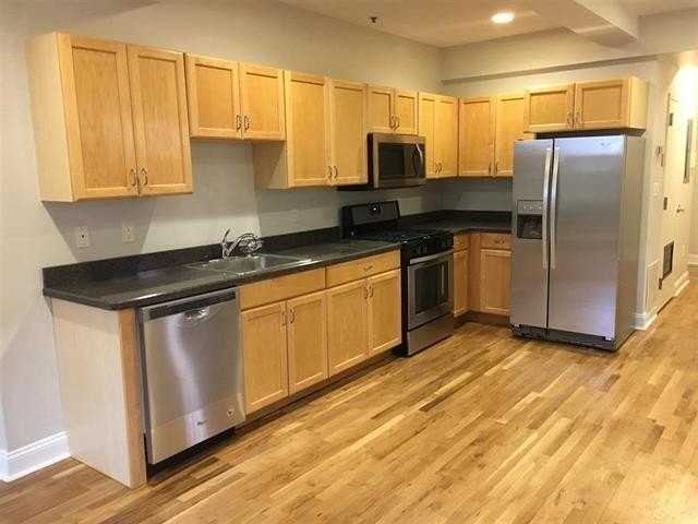 353 Grove St #1A - Photo 5 of 16