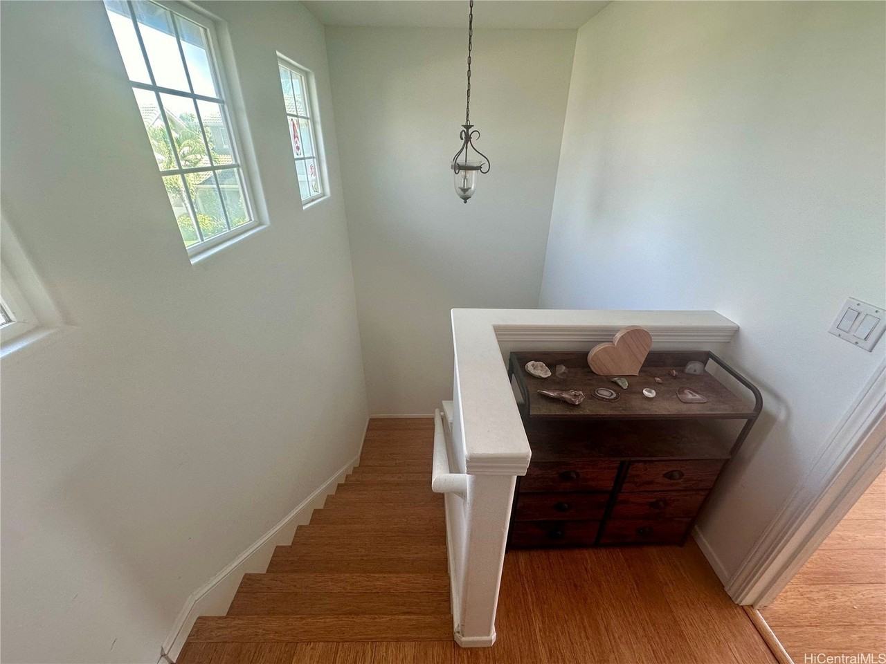 91-770 Launahele St #100 - Photo 5 of 18