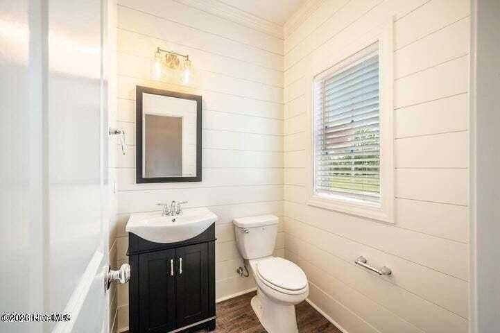 3509 Richter Way #B - Photo 3 of 16