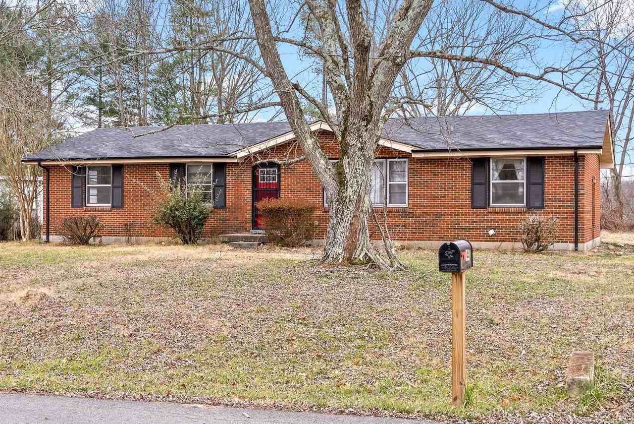 144 W Park Dr - Photo 3 of 28