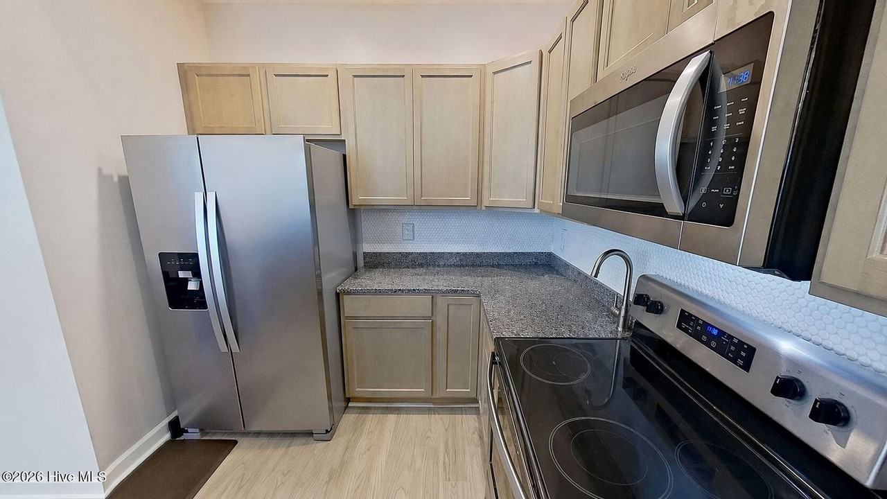 148 Lincoln Place Cir - Photo 7 of 22