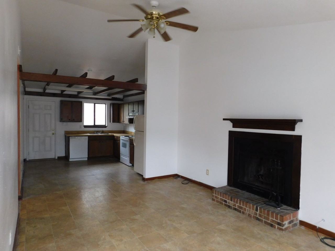 9 Cedar Ridge Ct - Photo 3 of 15