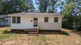 803 Candlewood Dr - Photo 1 of 1