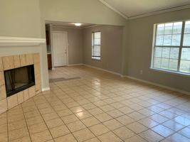 featured image of 4427 Las Haciendas Dr