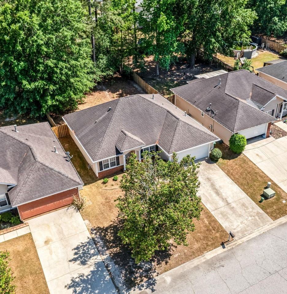 2056 Sylvan Lake Dr - Photo 2 of 43