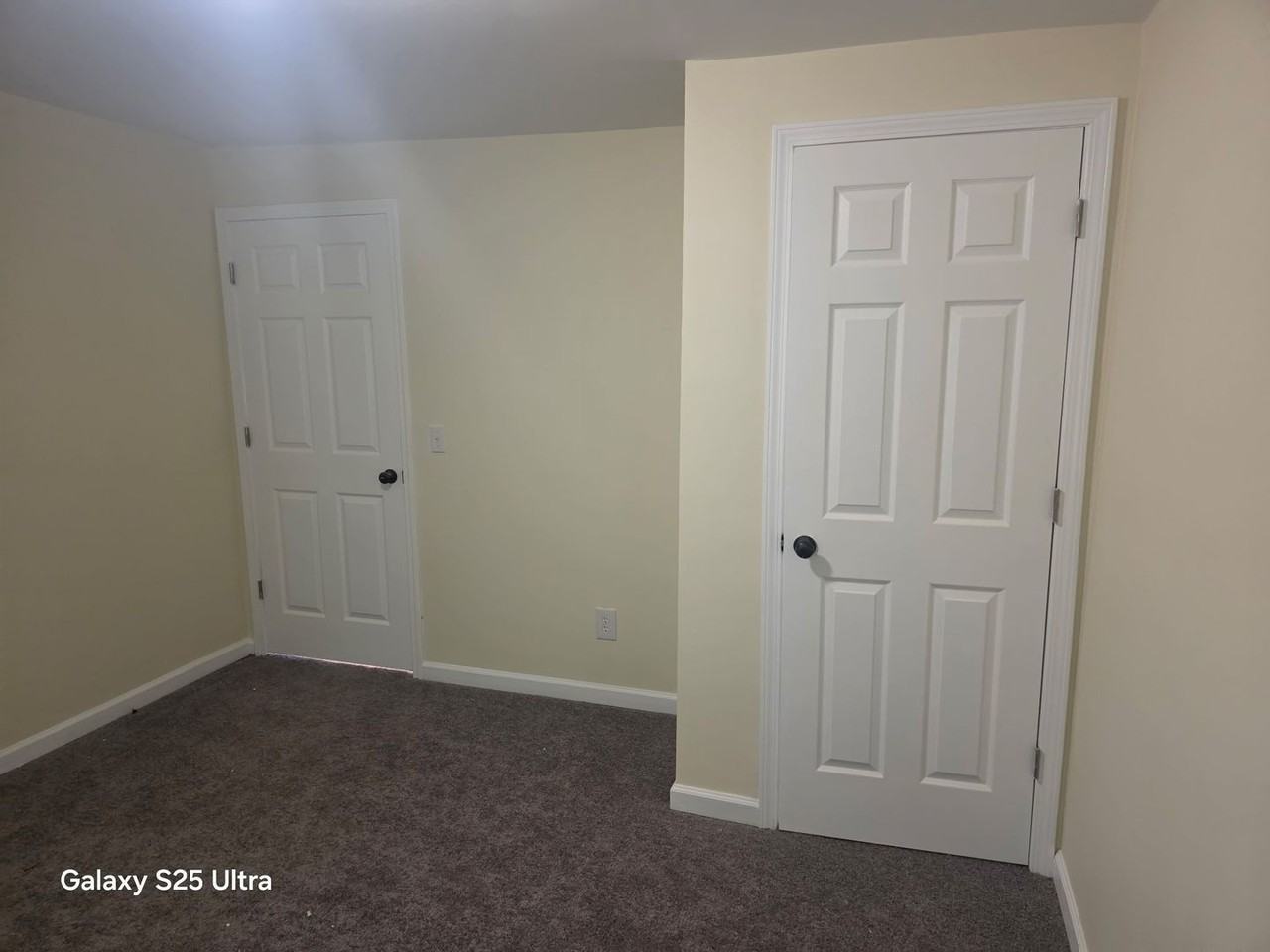 1202 Cates St - Photo 4 of 13