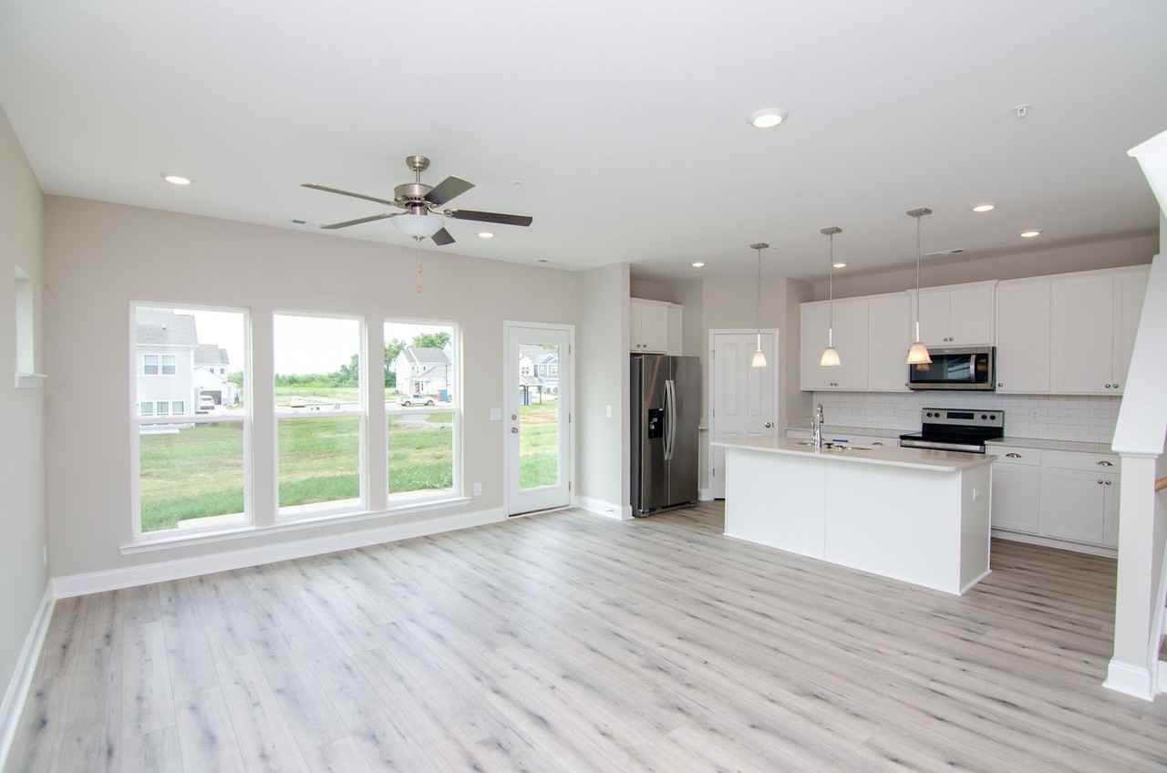 1027 June Wilde Rdg - Photo 5 of 21