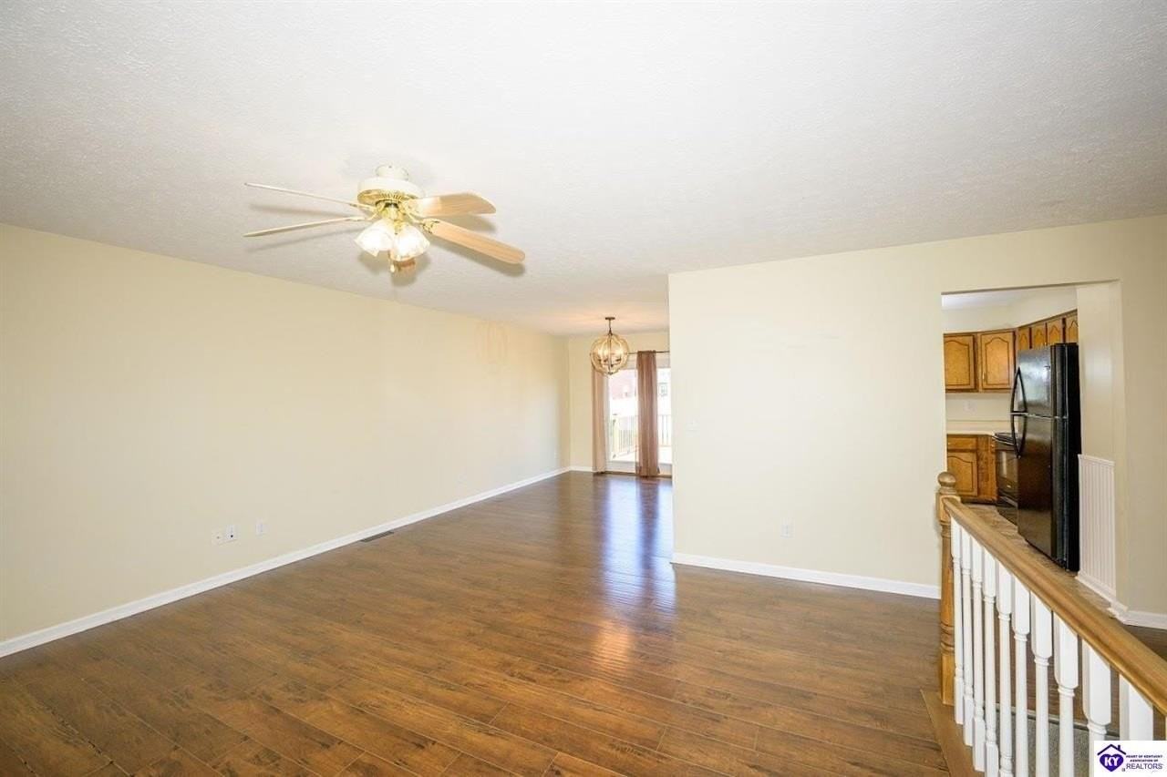 413 Ridgecrest Rd - Photo 4 of 23