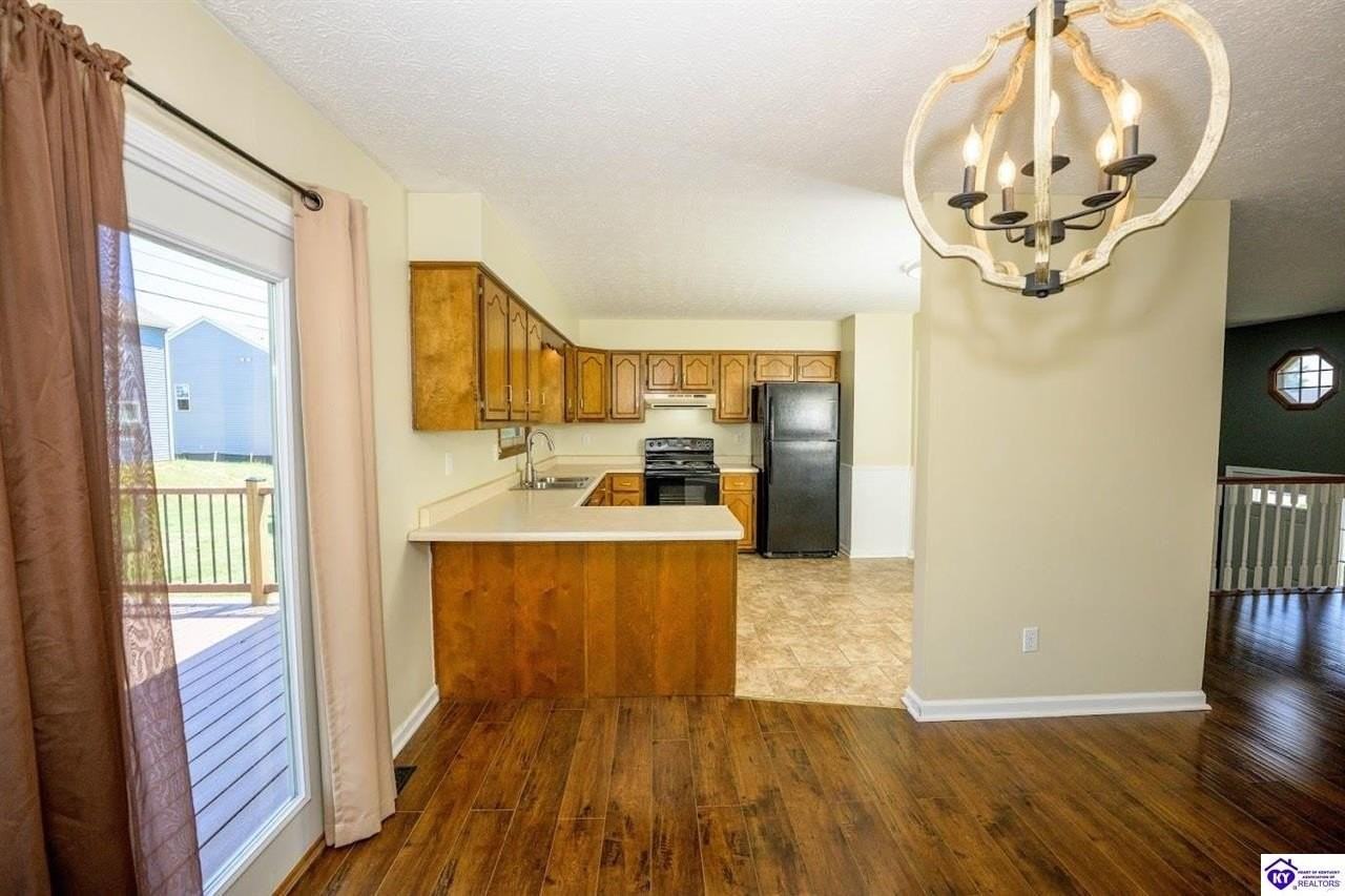 413 Ridgecrest Rd - Photo 7 of 23