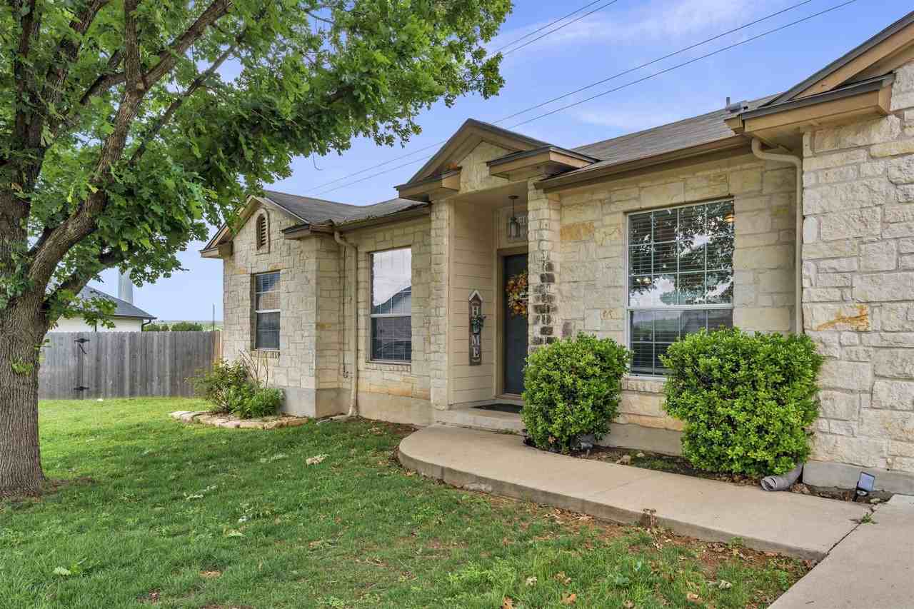 102 Cailin Ct - Photo 3 of 21