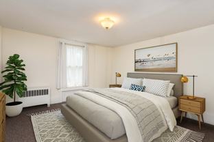 404-406 Pleasant St - Photo 1 of 1