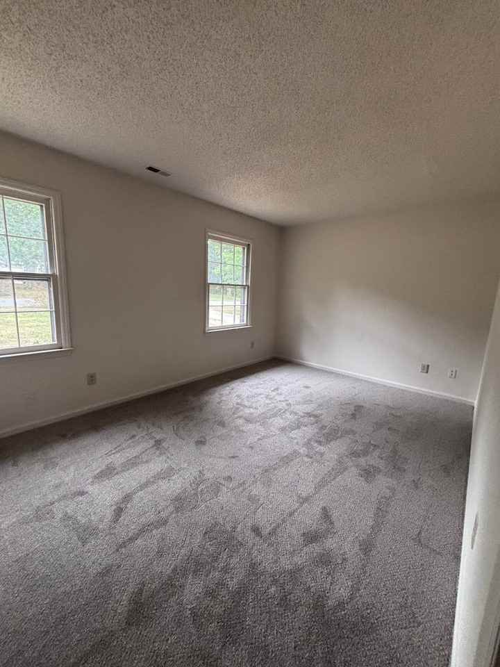 6117 Williams Rd - Photo 5 of 8