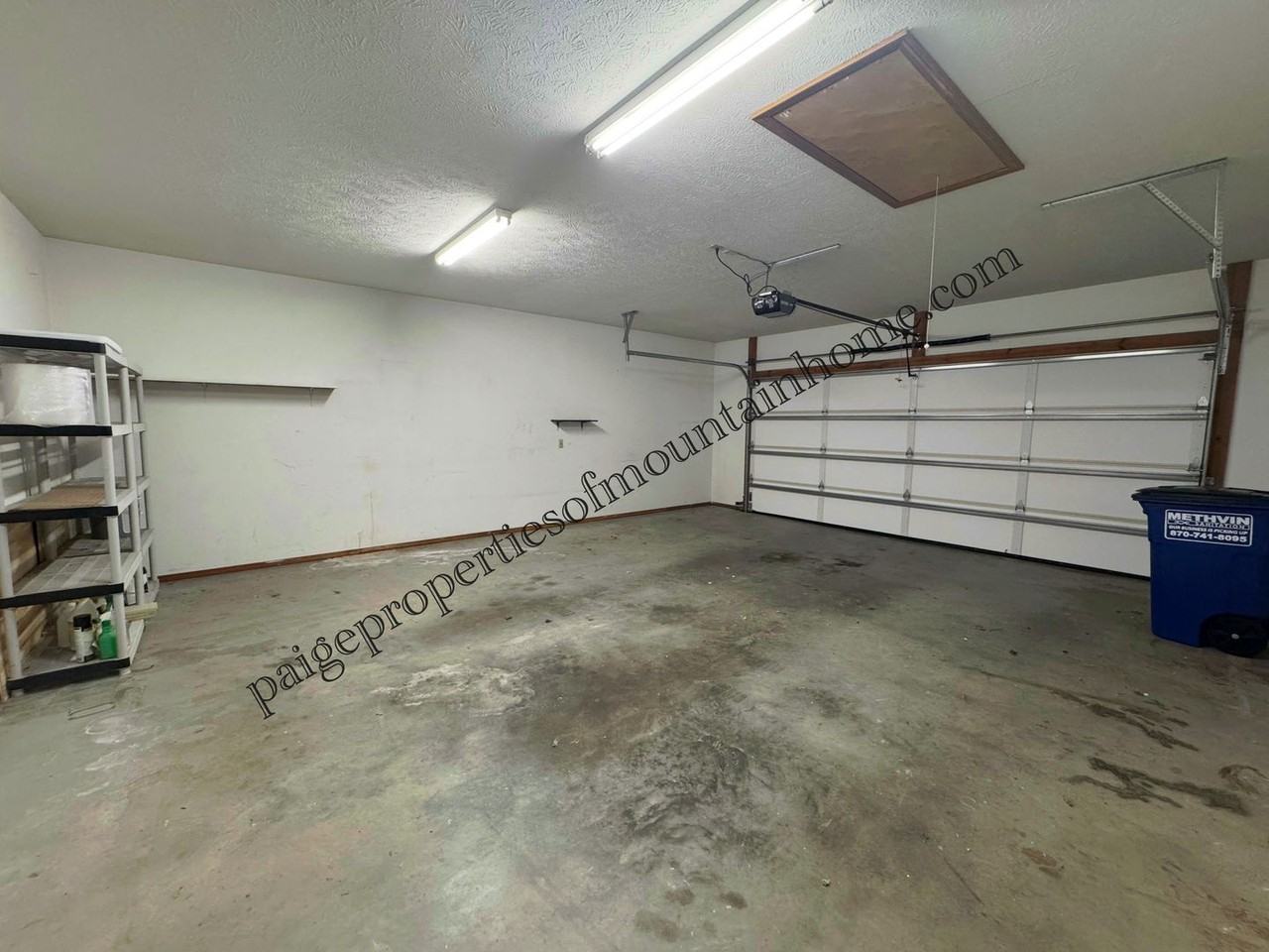 313 Bomber Blvd - Photo 7 of 23