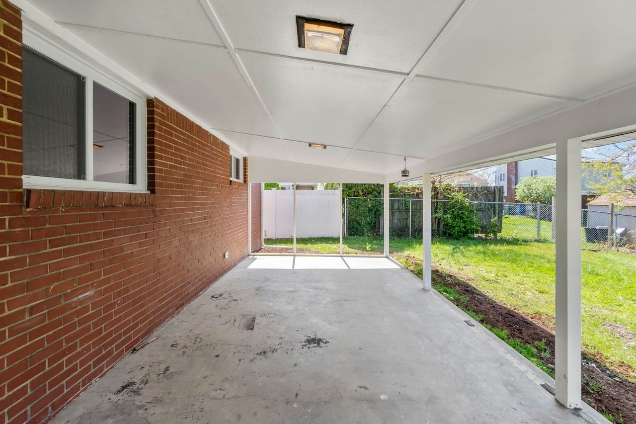 1426 Magnolia Dr - Photo 6 of 27