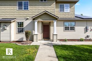 featured image of 2374 Dahlia Way