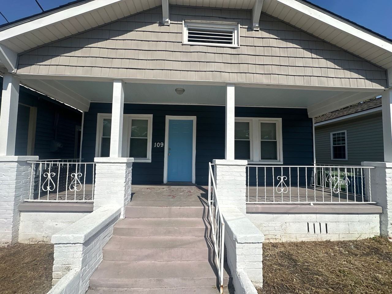 109 S 12th St - Photo 2 of 24