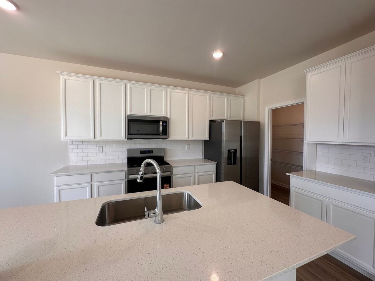 16913 Aiken Ridge Cir - Photo 7 of 41