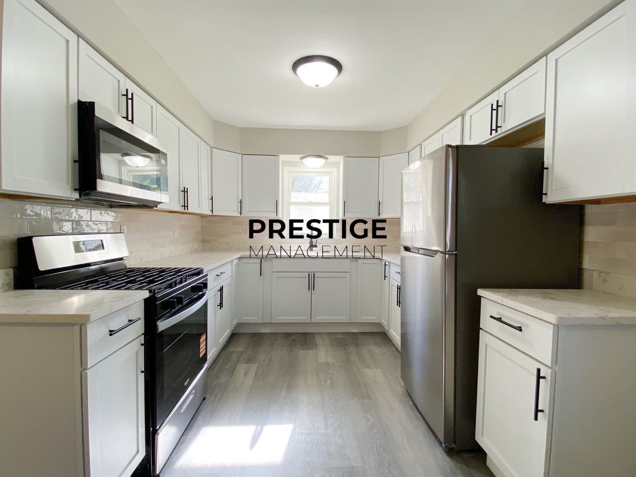 4360 Monroe St - Photo 5 of 15