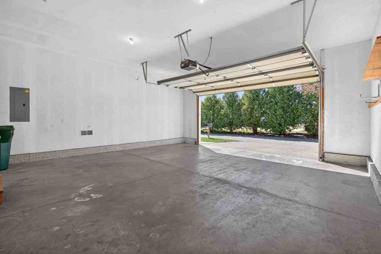 3856 Jay Ln - Photo 2 of 46