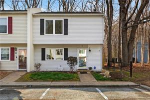 featured image of 15 Otsego Dr