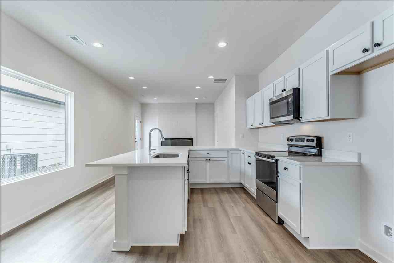 3734 3734 E Thunder St - Photo 6 of 15