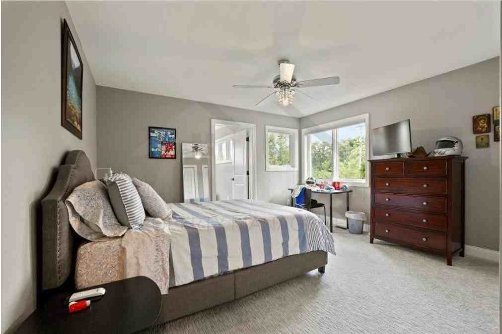 8184 Woodland Shore Dr - Photo 7 of 8