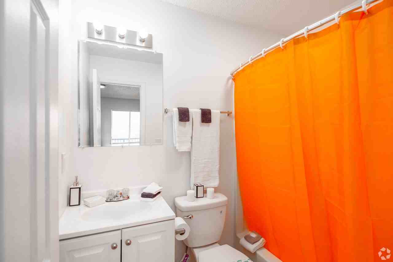 2717 Rossville Boulevard - Photo 6 of 10