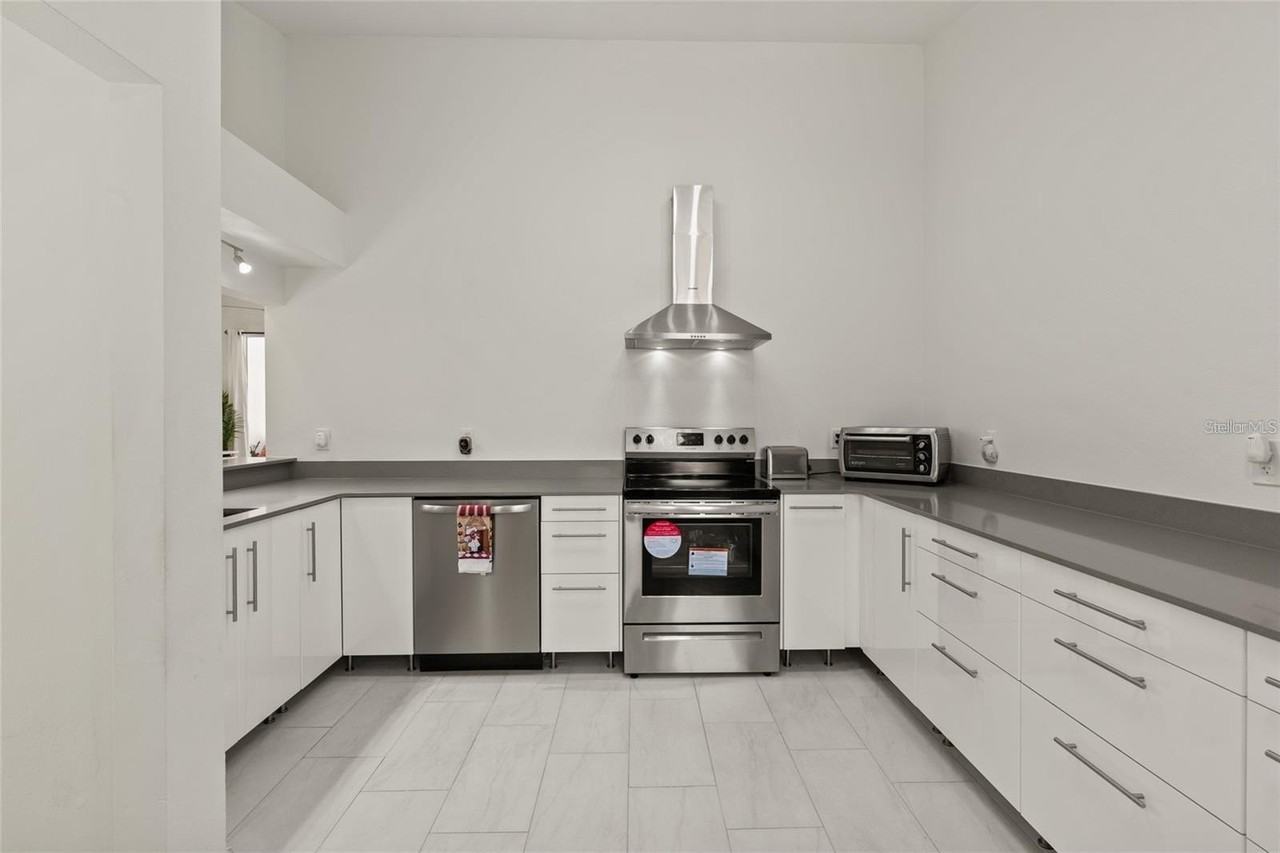 5623 Monte Rosso Rd - Photo 2 of 18