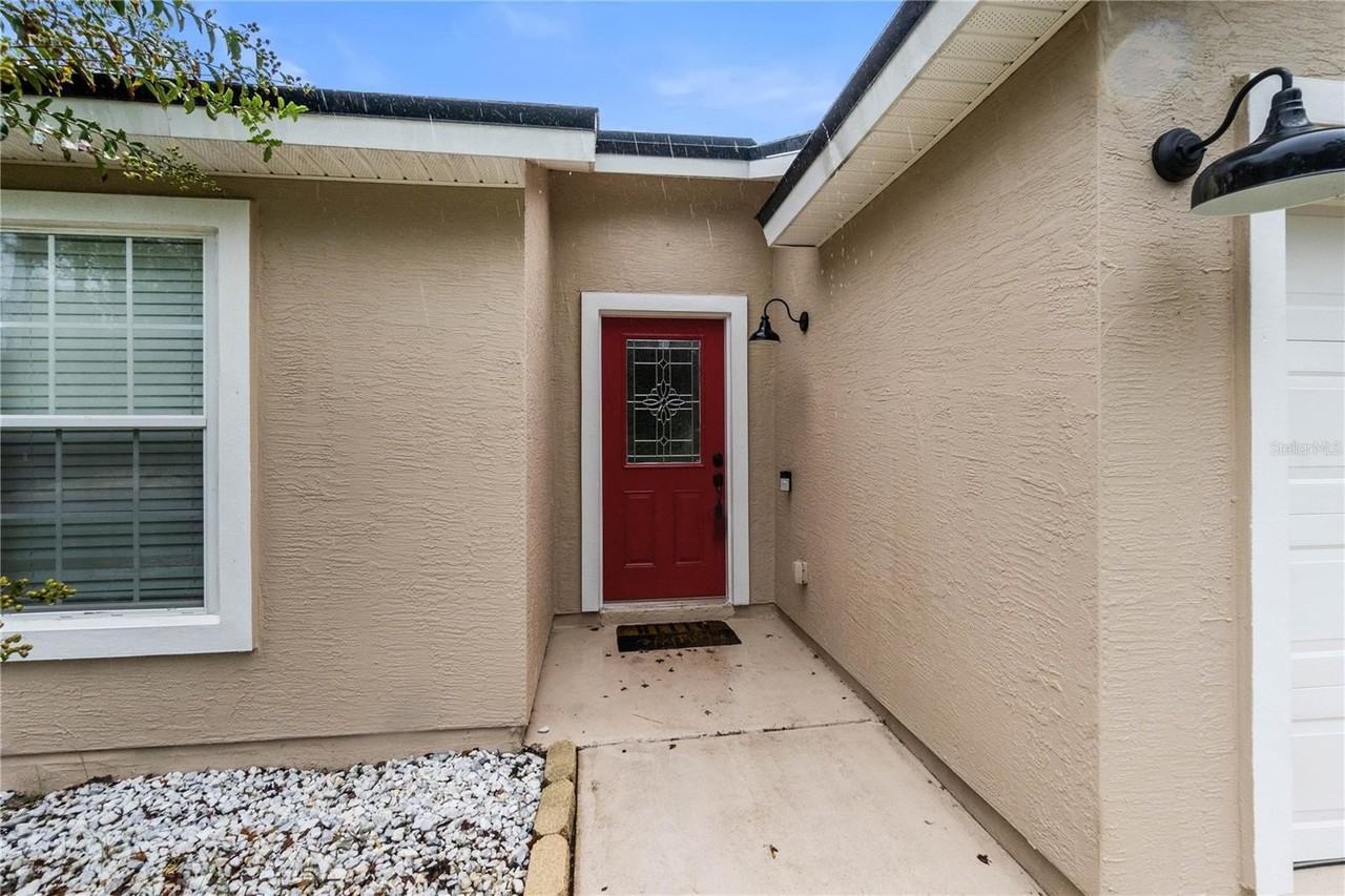 137 Wellwood Ln - Photo 4 of 37