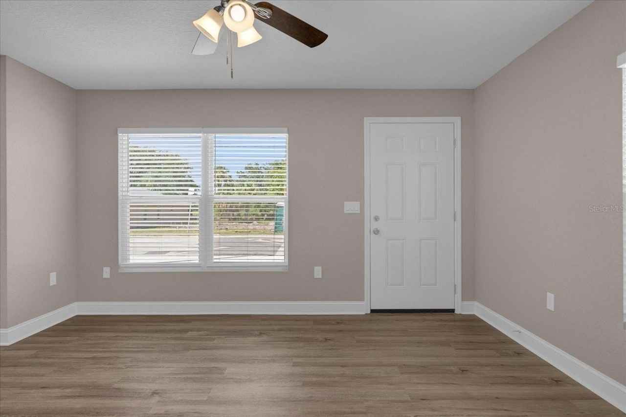 324 Avenue Y Ne #B - Photo 7 of 21